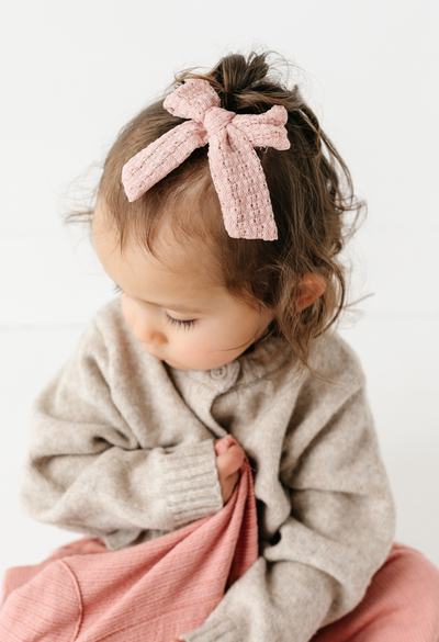 Dusty Pink Woven Crochet Bow Clip