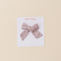 Blush Vintage Pointelle Bow Clip