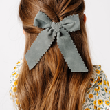 Pine Scallop Grove Bow Clip