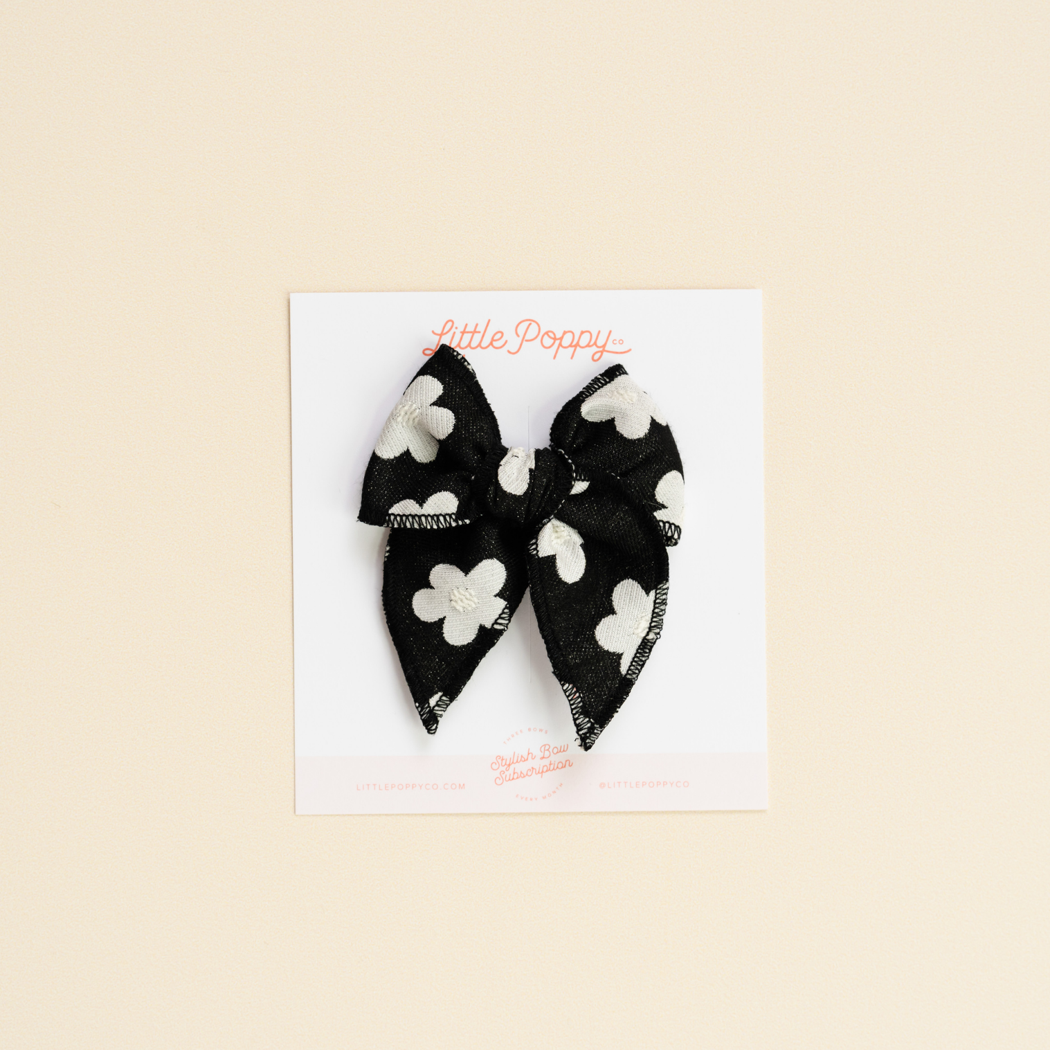 White Drawn Daisy Bow Clip