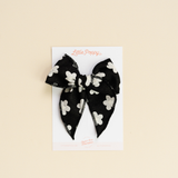White Drawn Daisy Bow Clip