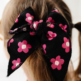 Pink Drawn Daisy Bow Clip
