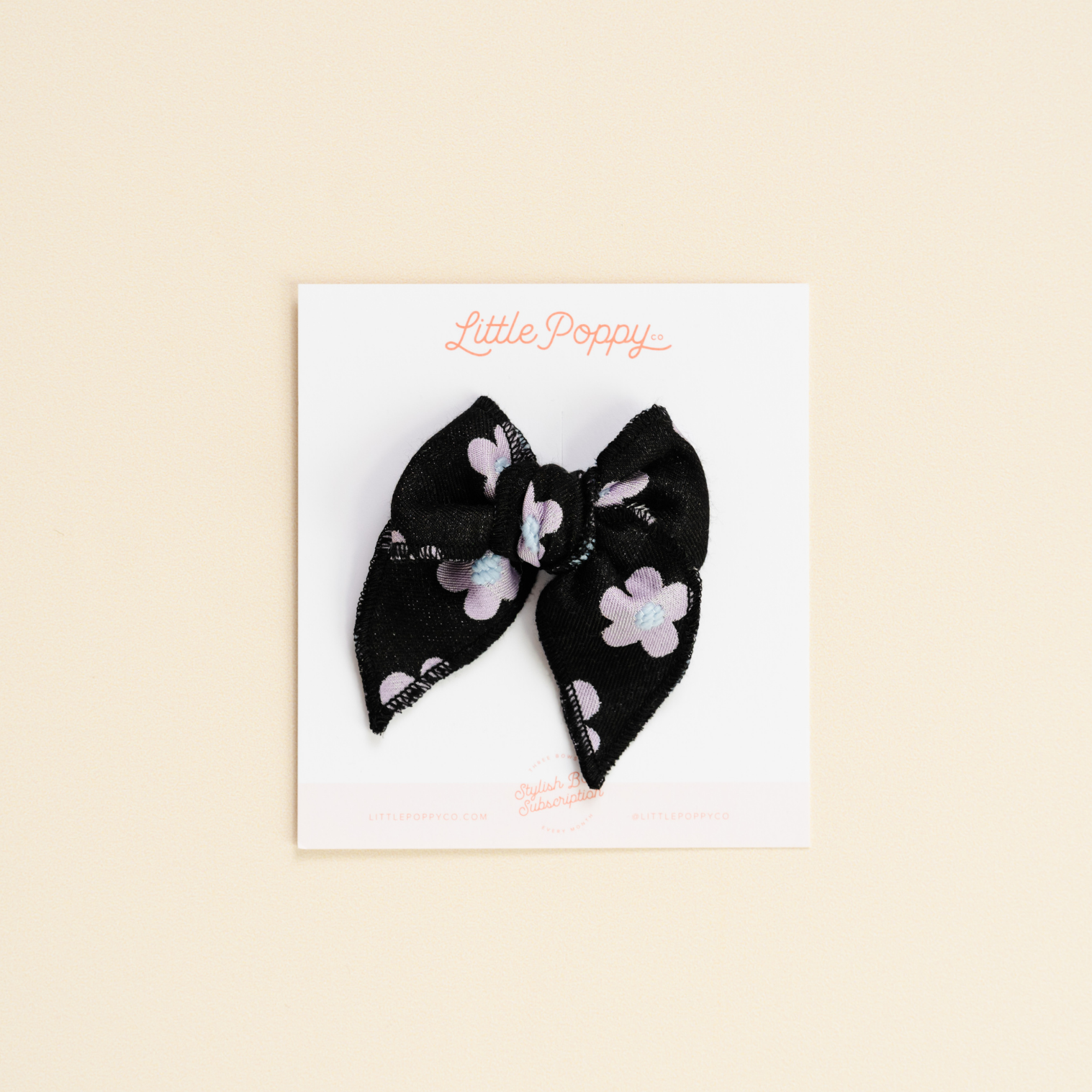 Lilac Drawn Daisy Bow Clip